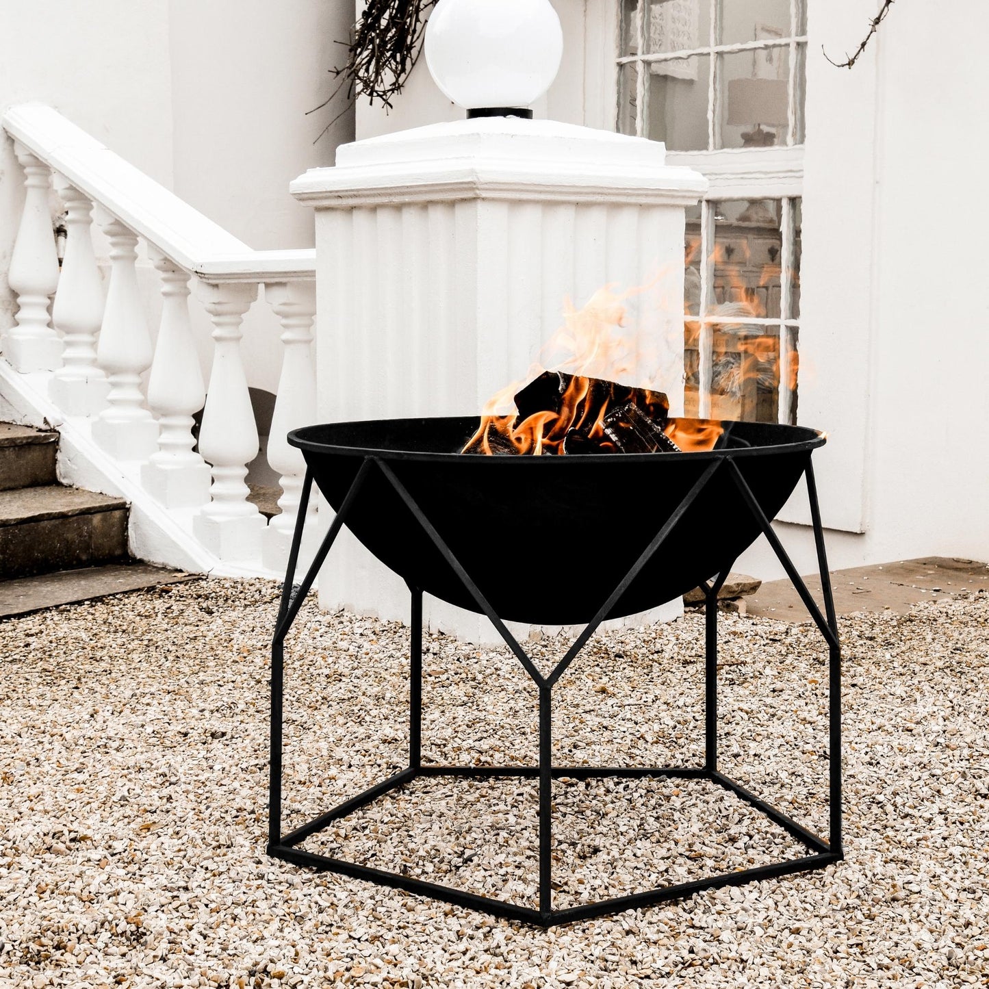 Outdoor Buckingham Fire Pit Black by Ivyline - Mouse & Manor