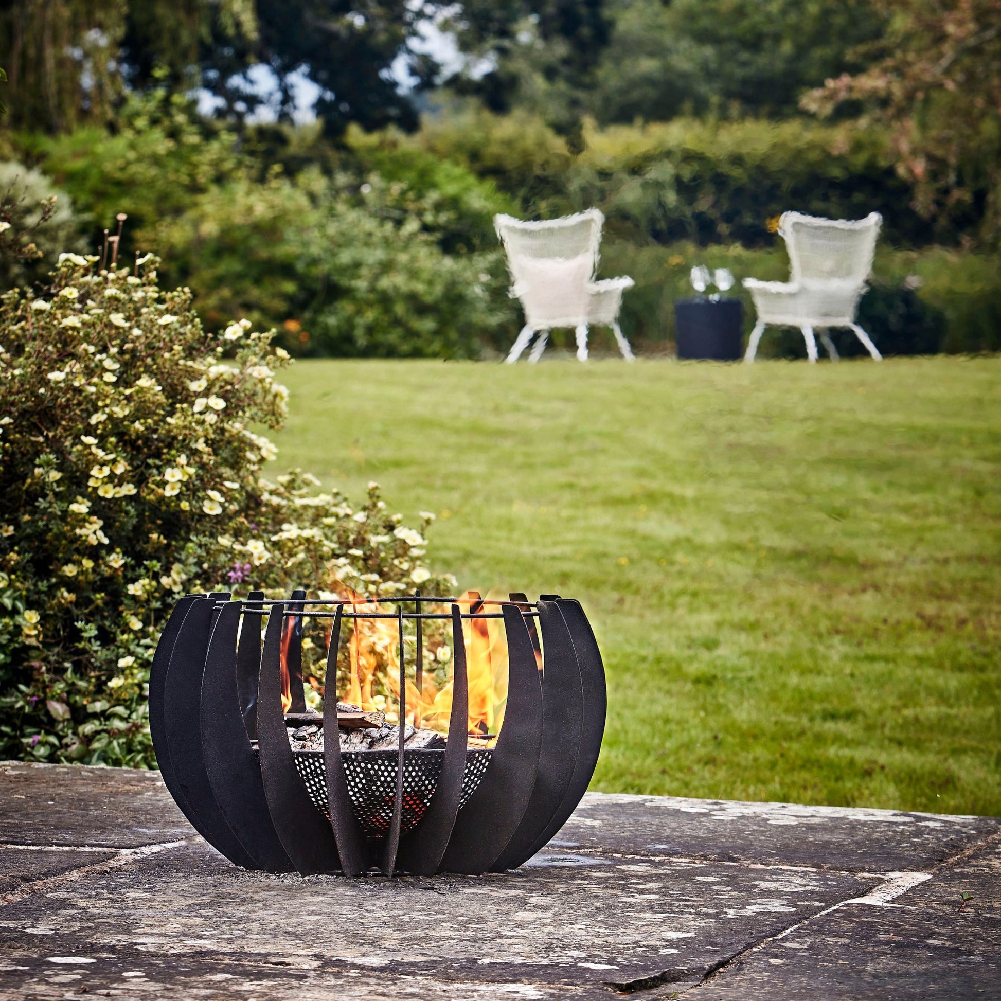 Solis Outdoor Fire Pit in Matt Black by Ivyline - Mouse & Manor