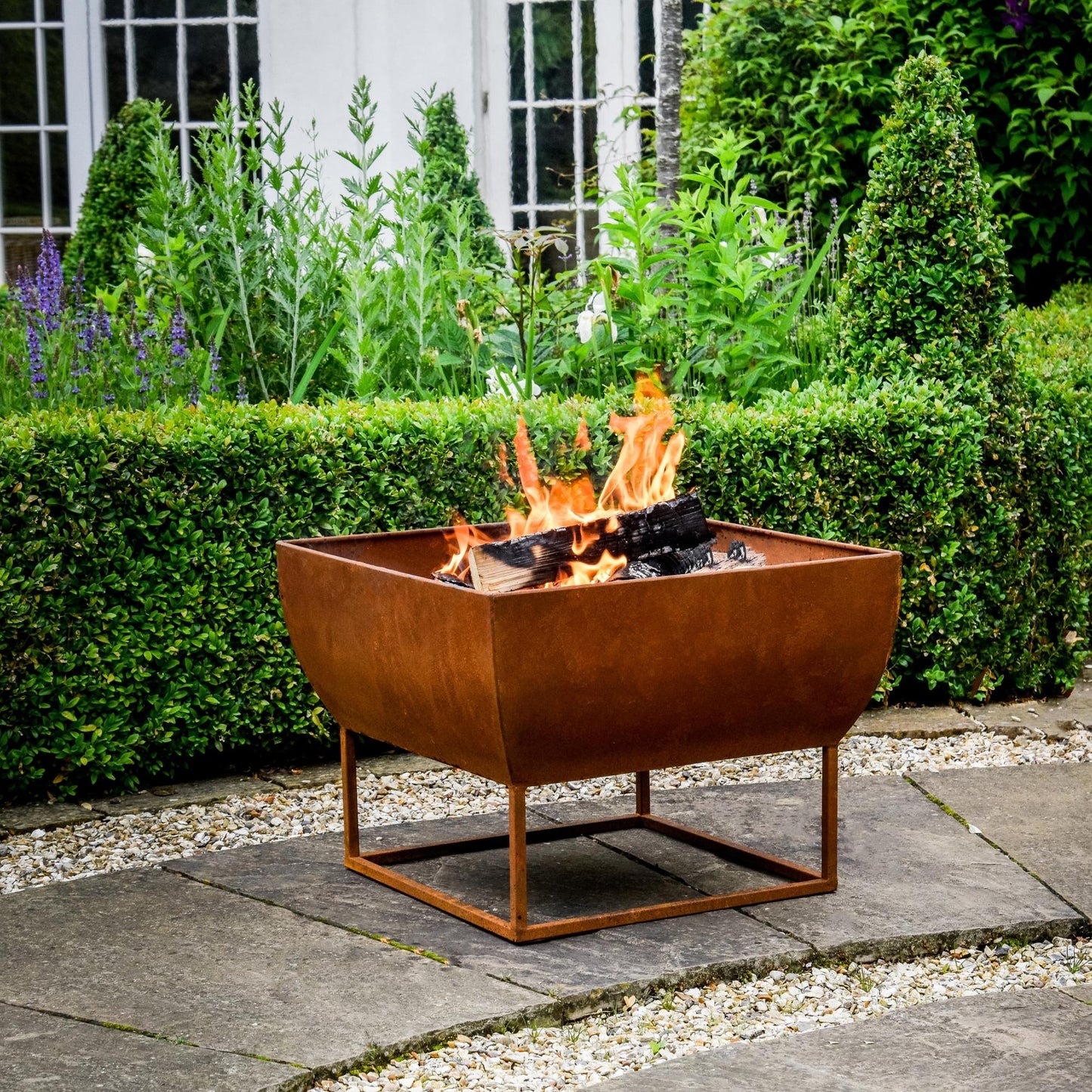 Windermere Outdoor Fire Pit Rust Iron by Ivyline - Mouse & Manor