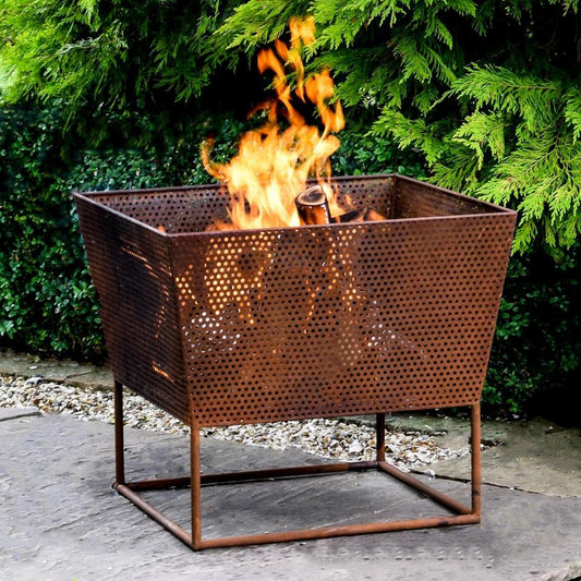 Norfolk Outdoor Fire Pit Rust Iron by Ivyline - Mouse & Manor