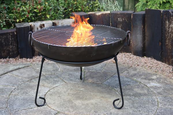 Large Kadai Steel Fire Pit & Grill by Gardeco - Mouse & Manor