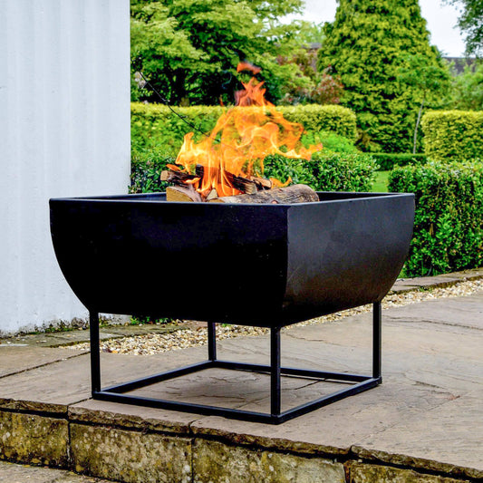 Windermere Outdoor Fire Pit Black Iron by Ivyline - Mouse & Manor
